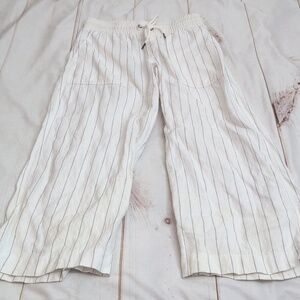 Athleta Bali Linen Cropped Capris size 4 Stripped White Pants